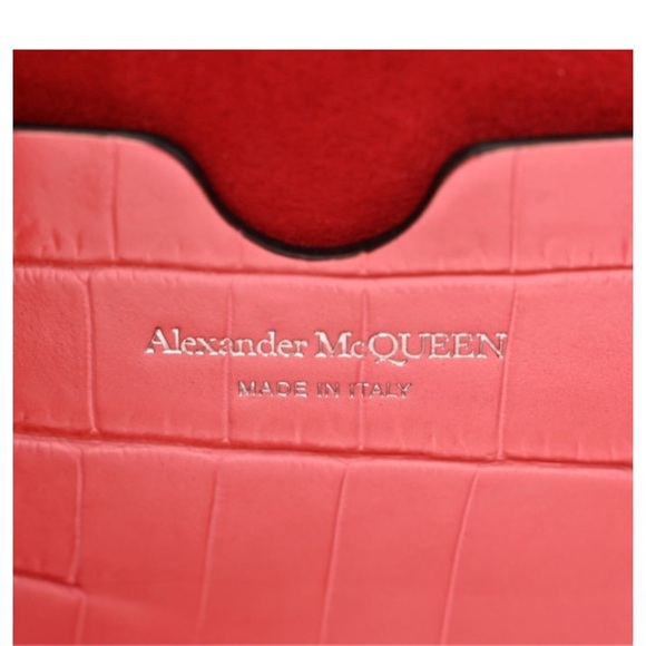 ALEXANDER MCQUEEN Calfskin Crocodile Embossed Skull Mini Crossbody Bag WOC NEW - Picture 14 of 16